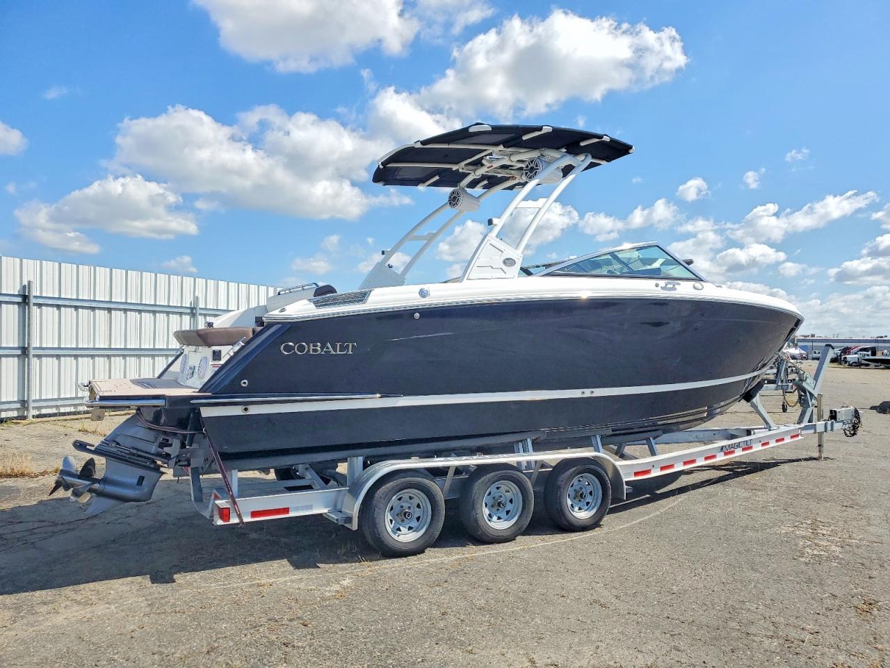 2022 COBALT Boat