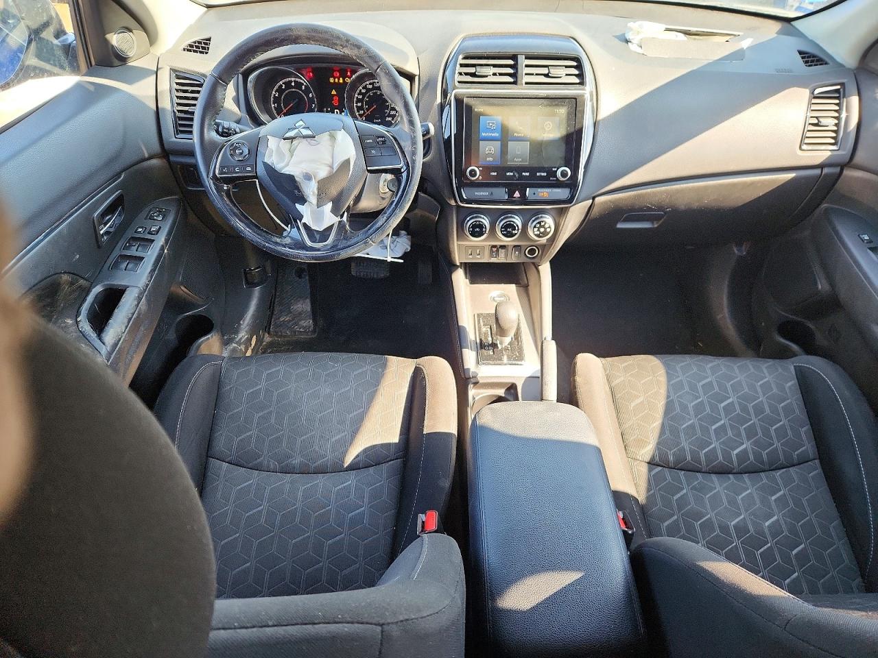 2020 MITSUBISHI OUTLANDER