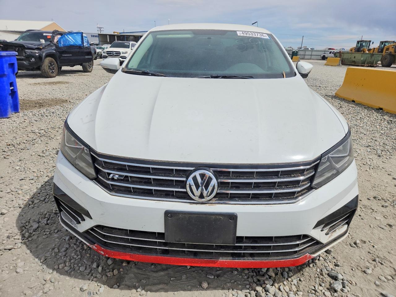 2016 VOLKSWAGEN PASSAT