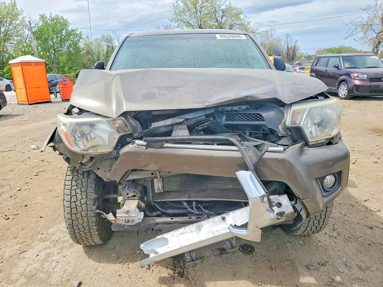 2014 TOYOTA TACOMA