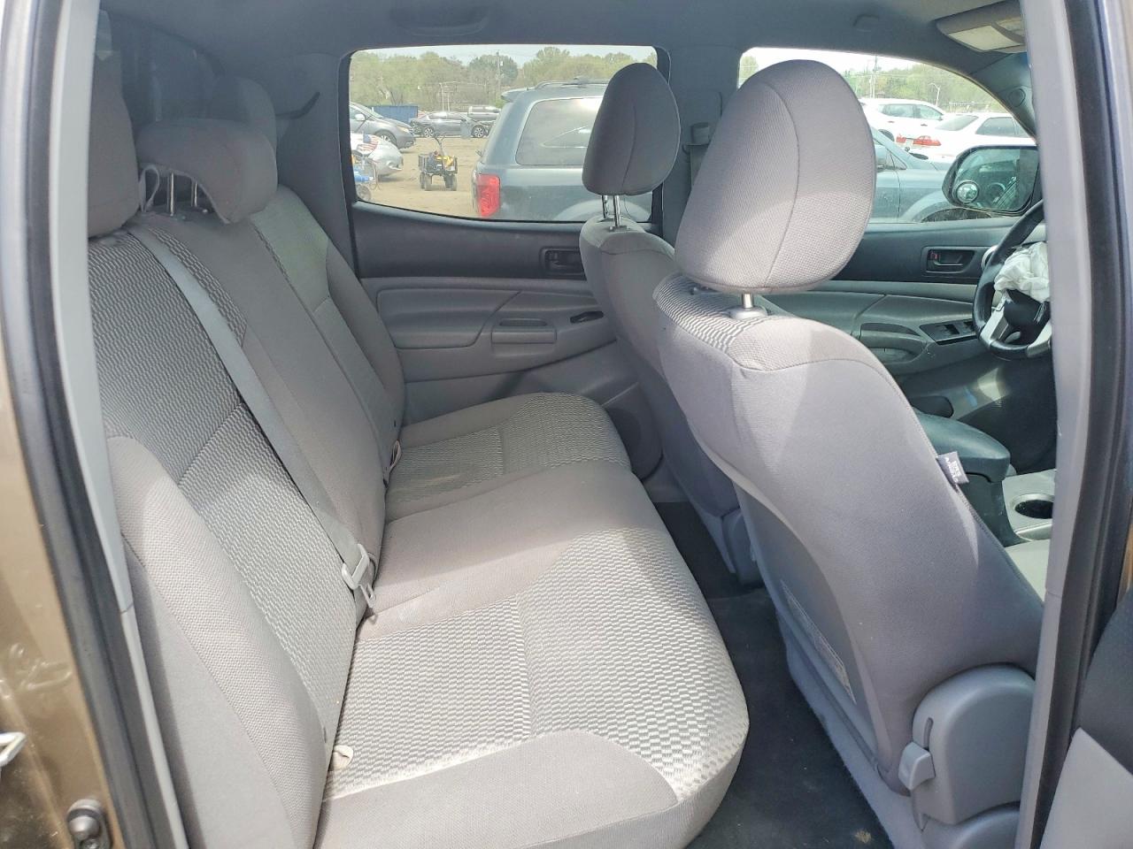 2014 TOYOTA TACOMA