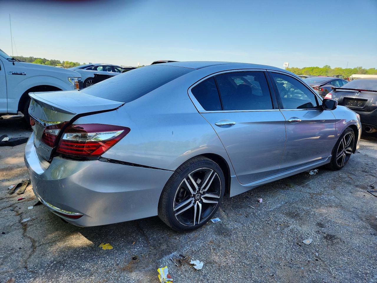 2016 HONDA ACCORD