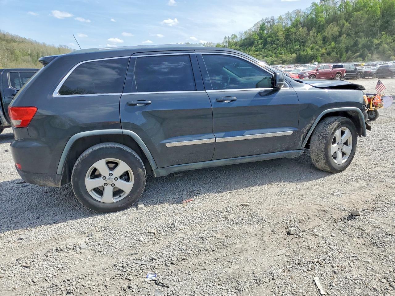 2011 JEEP CHEROKEE