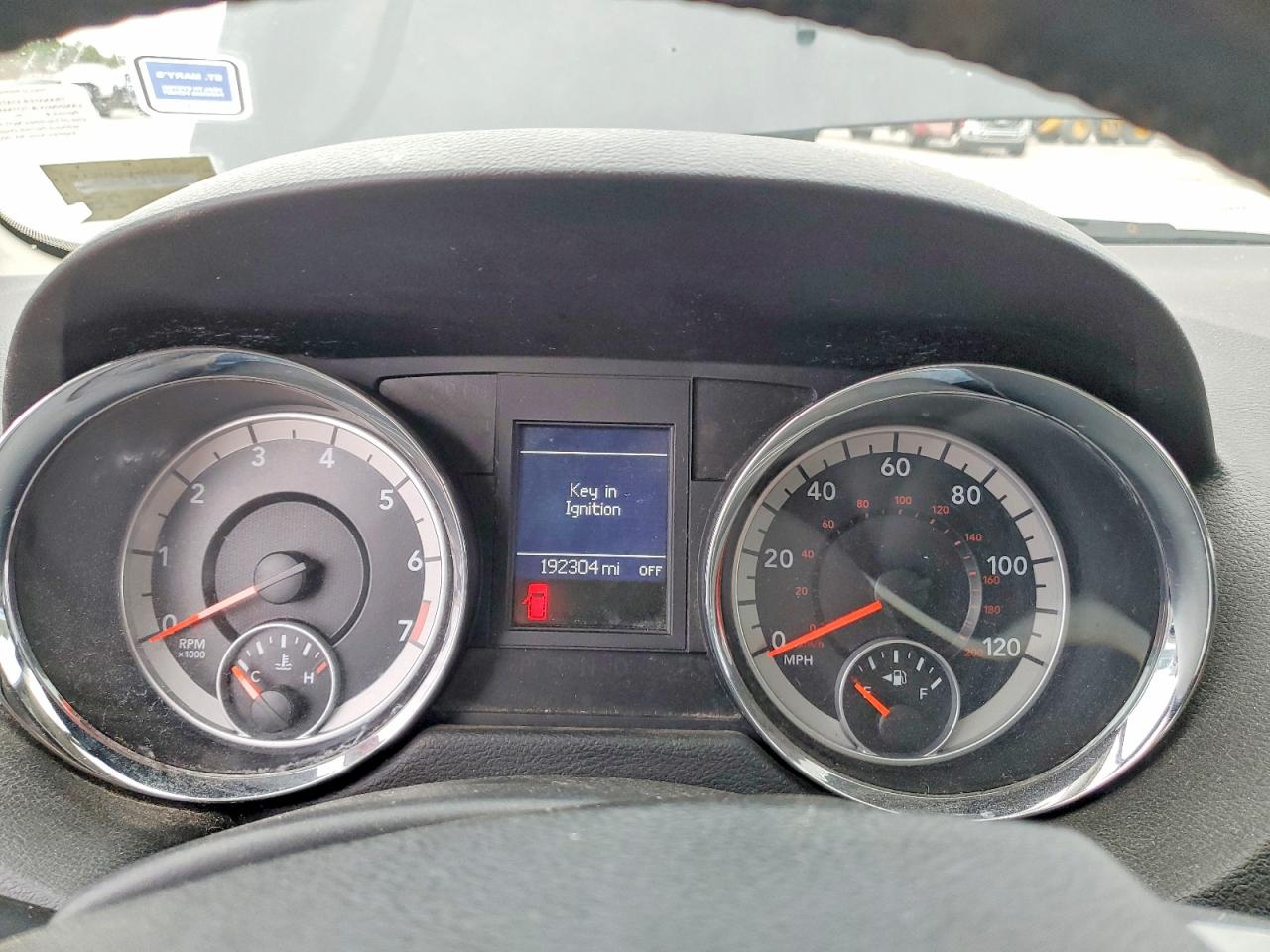 2011 DODGE CARAVAN