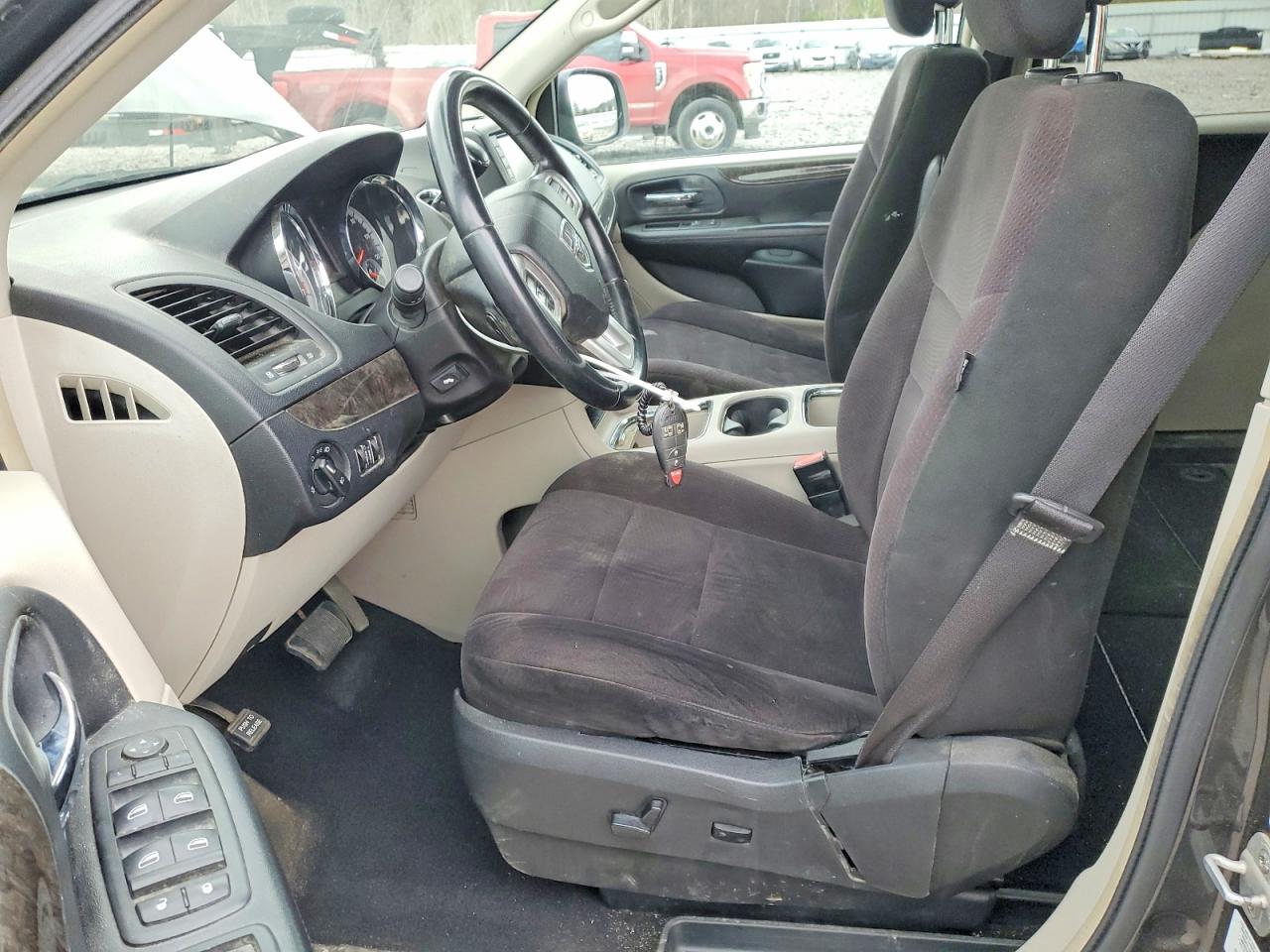 2011 DODGE CARAVAN