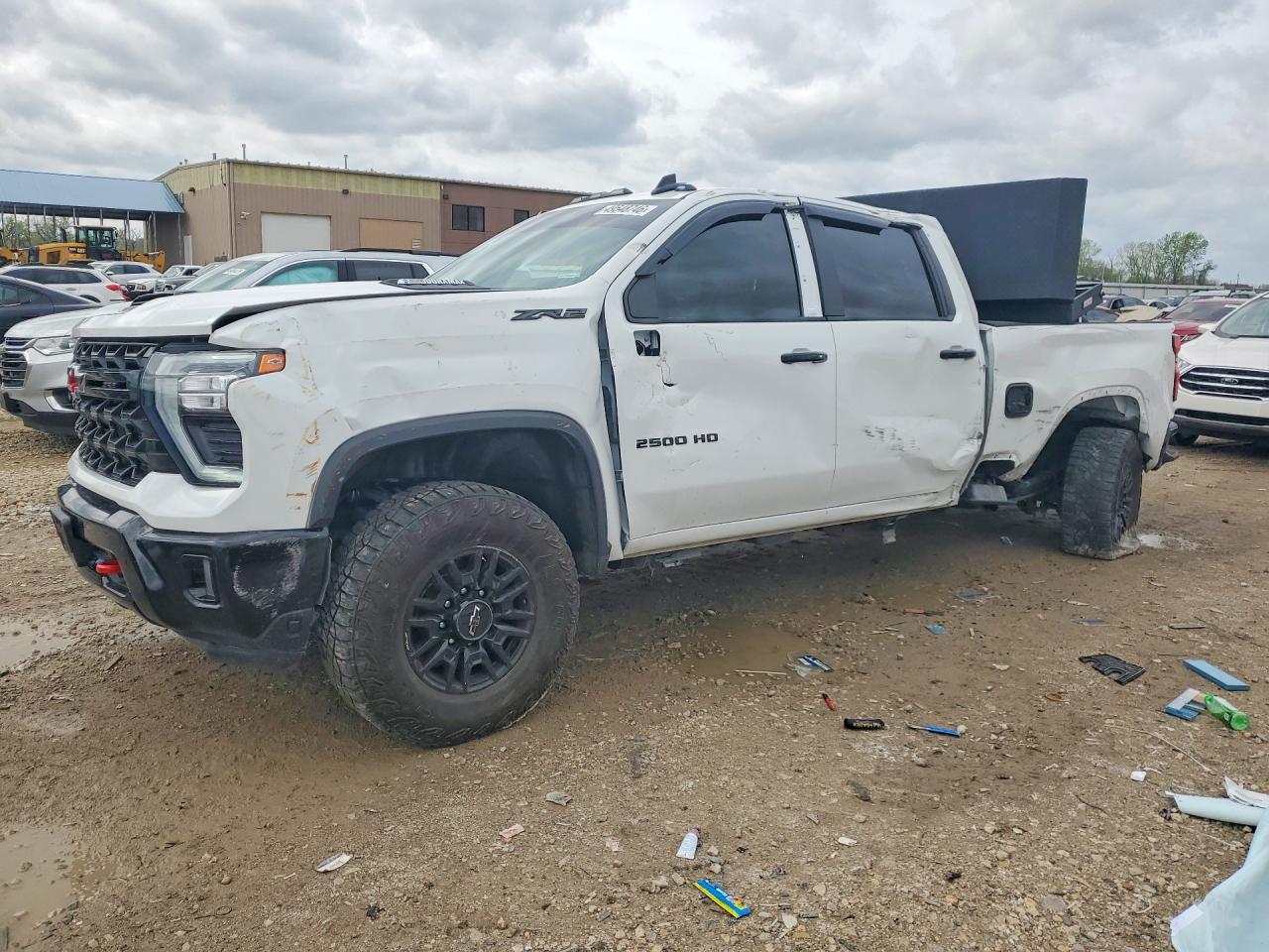 2024 CHEVROLET SILVERADO