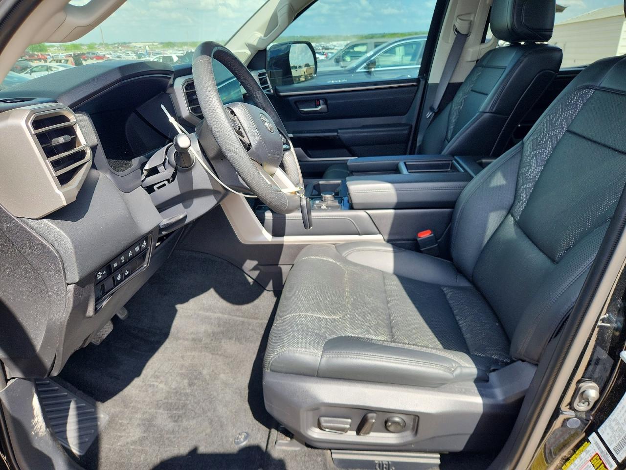 2024 TOYOTA TUNDRA