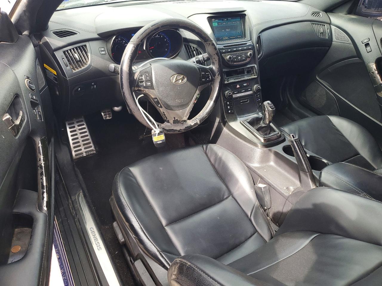 2013 HYUNDAI GENESIS