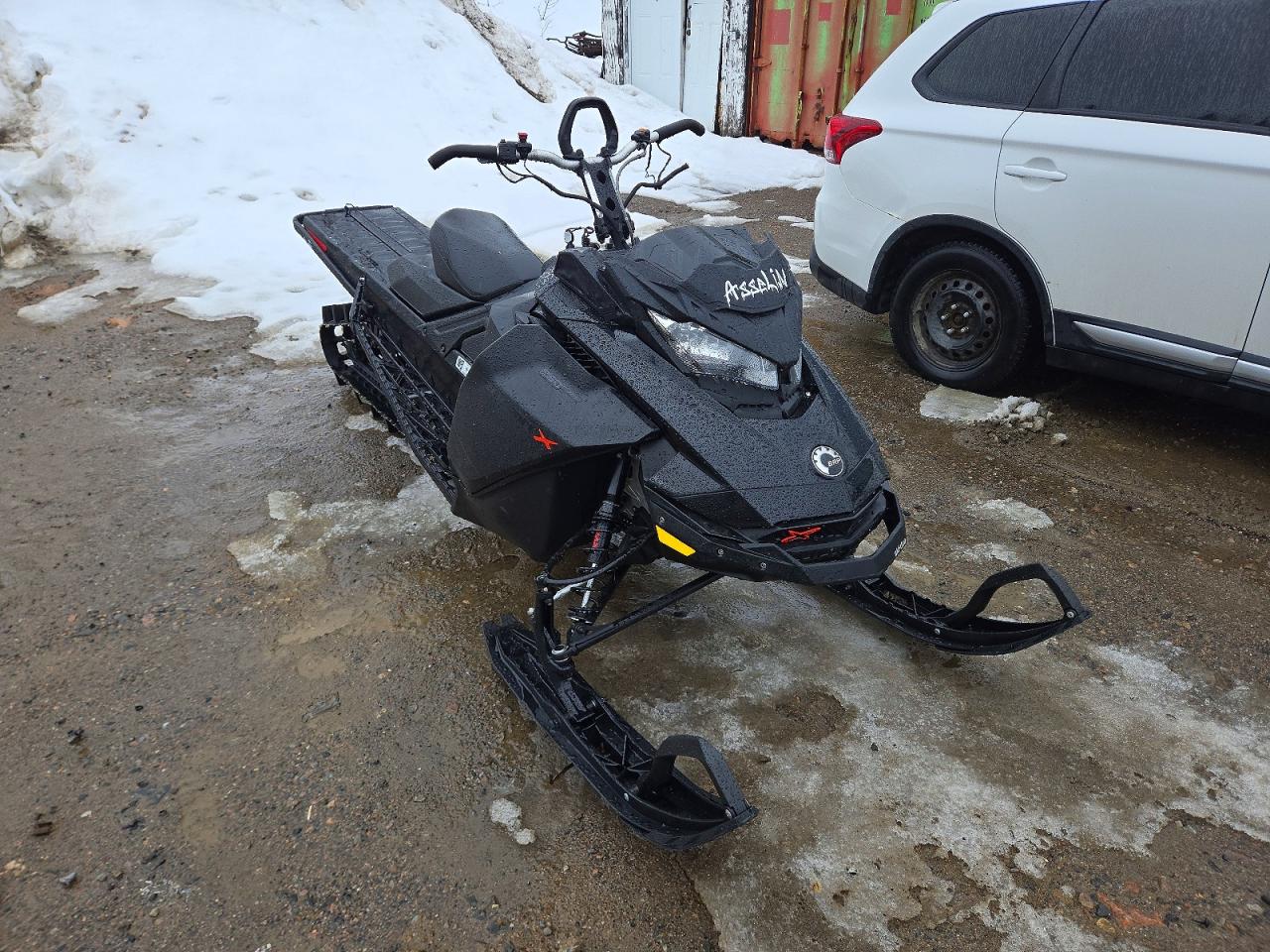 2021 SKI-DOO SNOWMOBILE