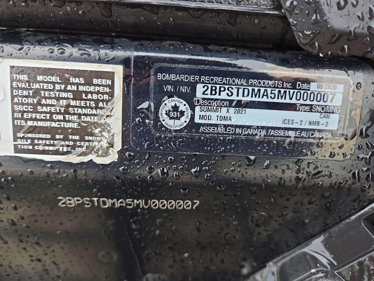 2021 SKI-DOO SNOWMOBILE