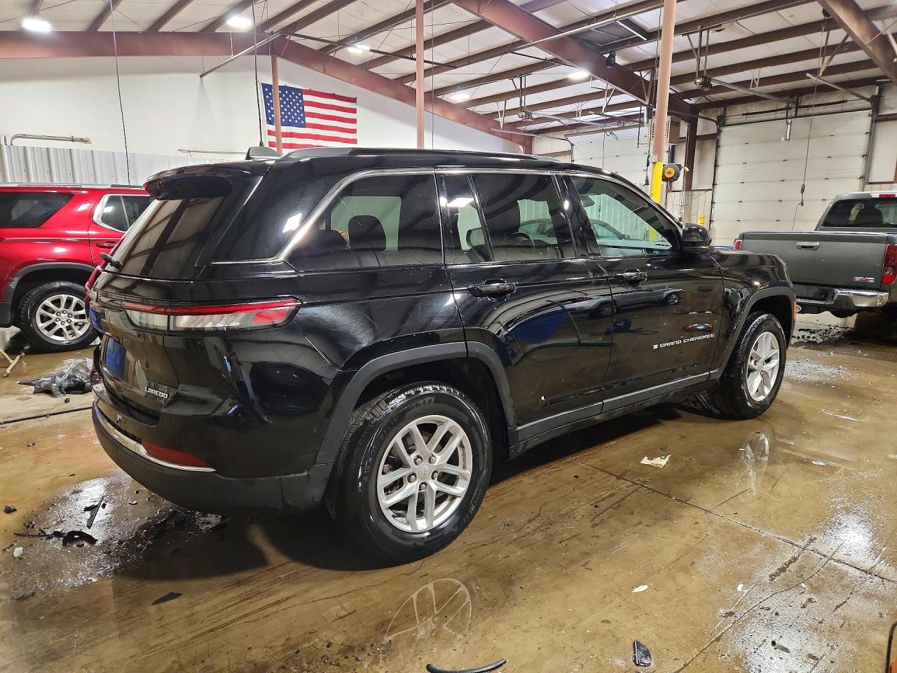 2024 JEEP CHEROKEE
