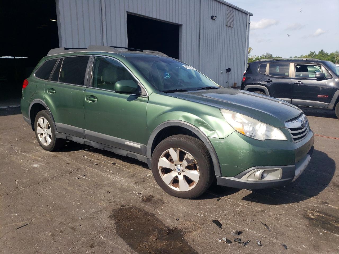 2012 SUBARU OUTBACK