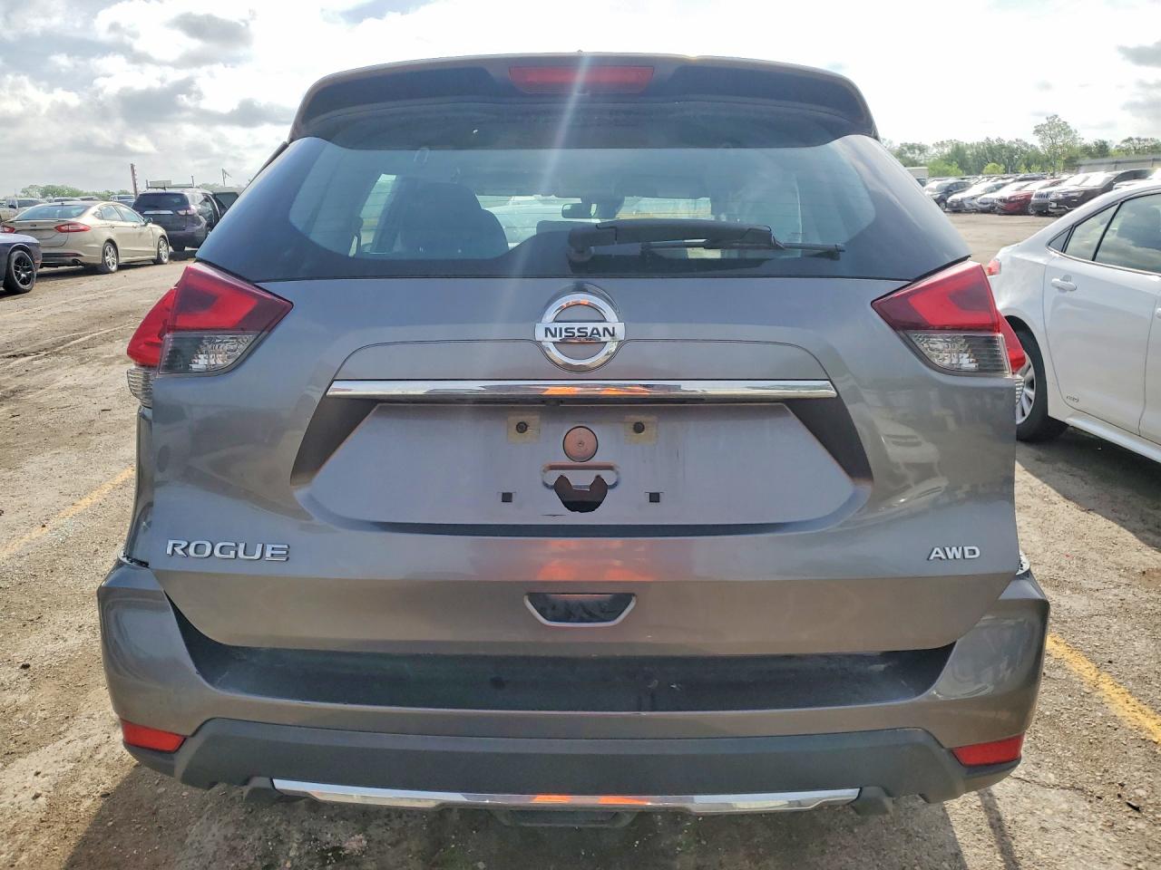 2019 NISSAN ROGUE