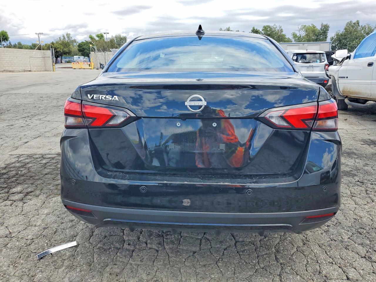 2025 NISSAN VERSA