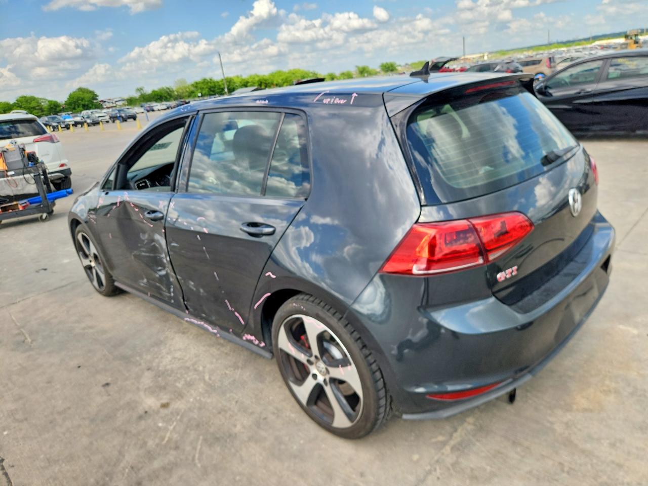 2016 VOLKSWAGEN GTI