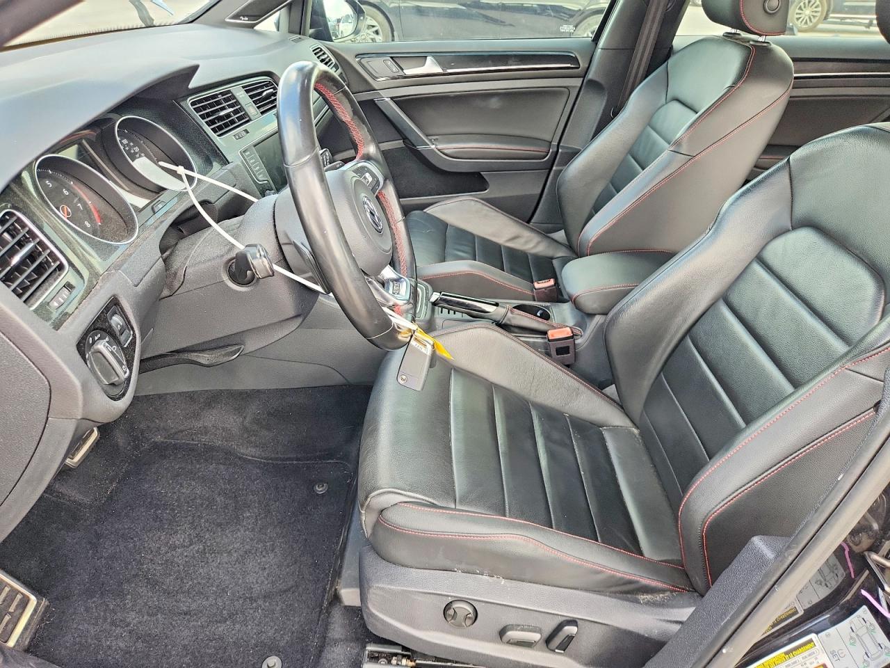 2016 VOLKSWAGEN GTI