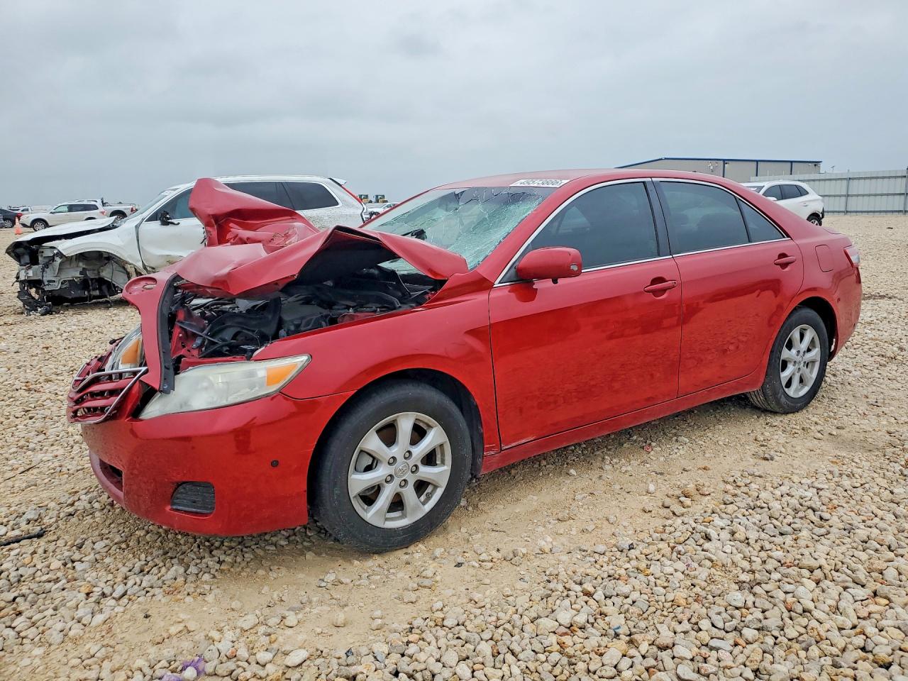 2011 TOYOTA CAMRY