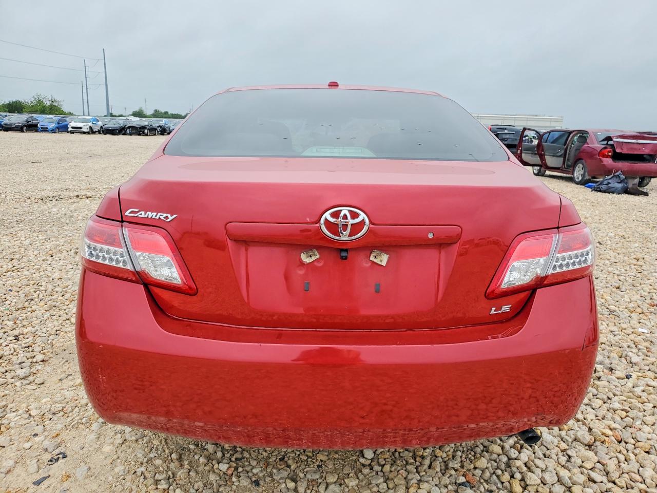 2011 TOYOTA CAMRY