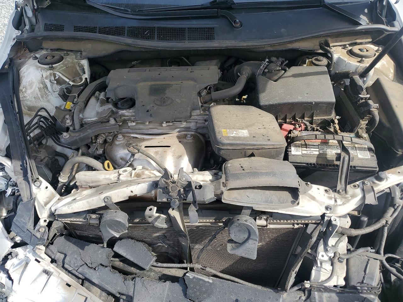 2016 TOYOTA CAMRY