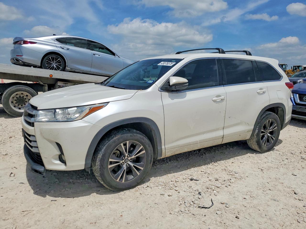 2018 TOYOTA HIGHLANDER