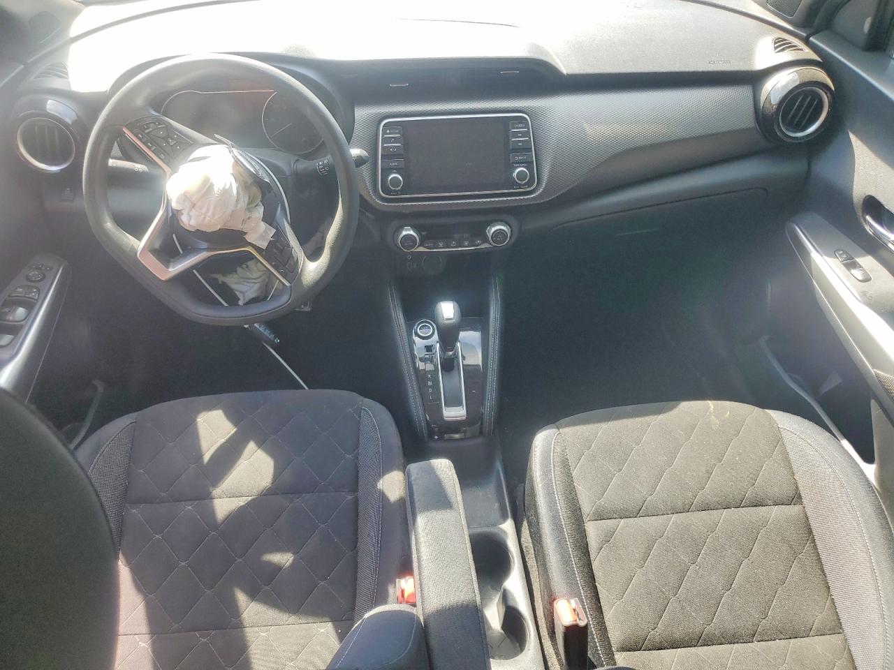2018 NISSAN KICKS