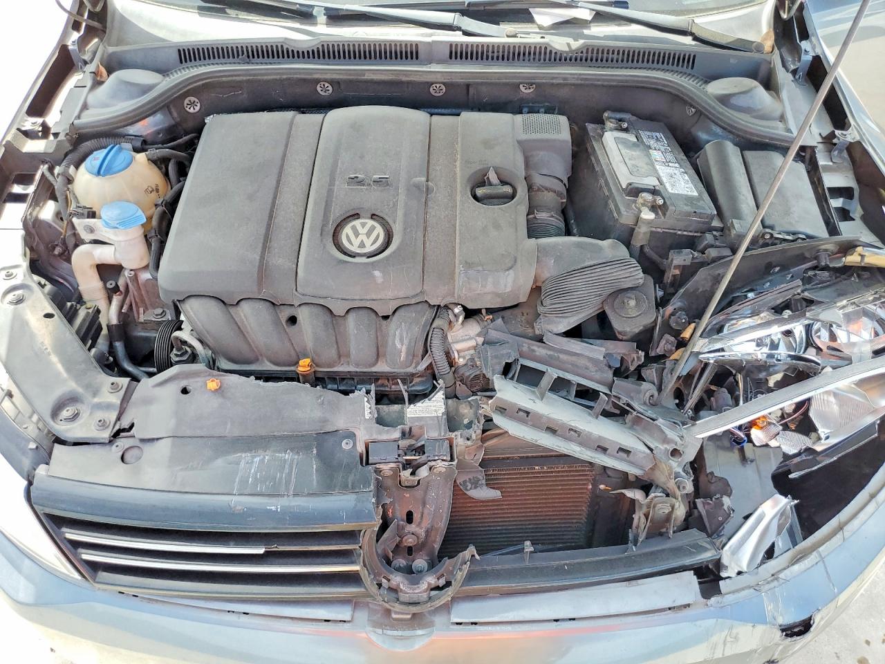 2013 VOLKSWAGEN JETTA
