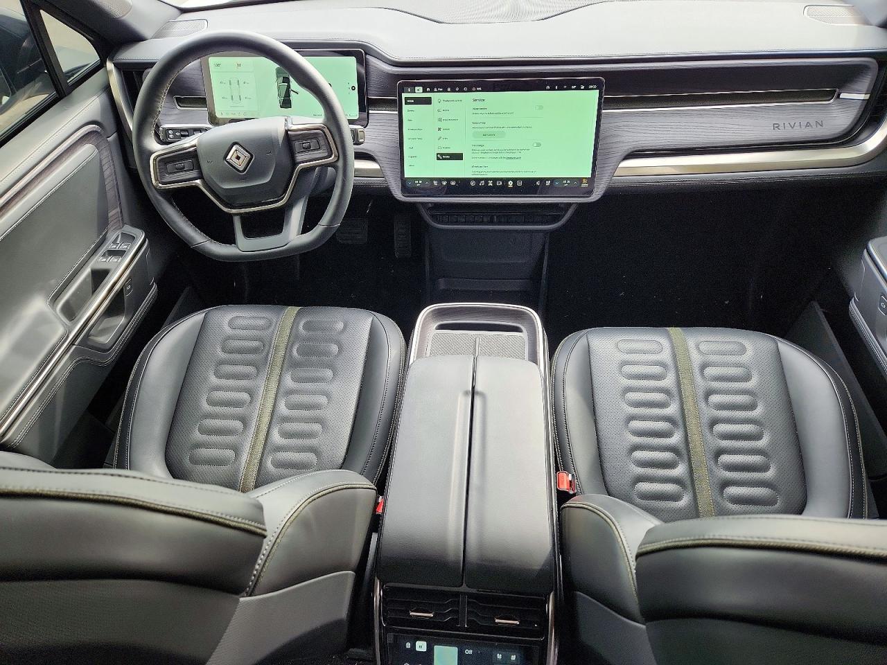 2025 RIVIAN RIS