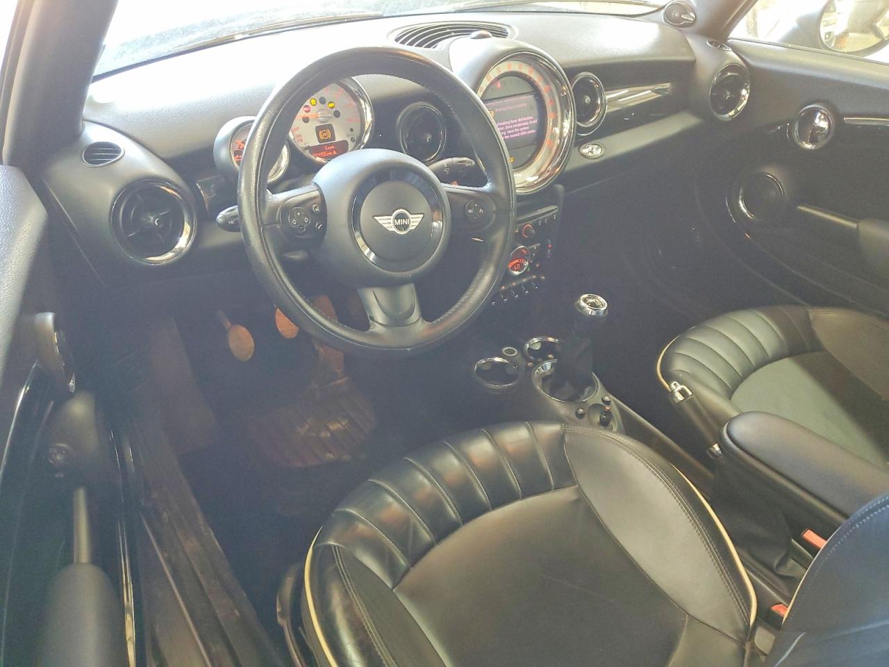 2012 MINI