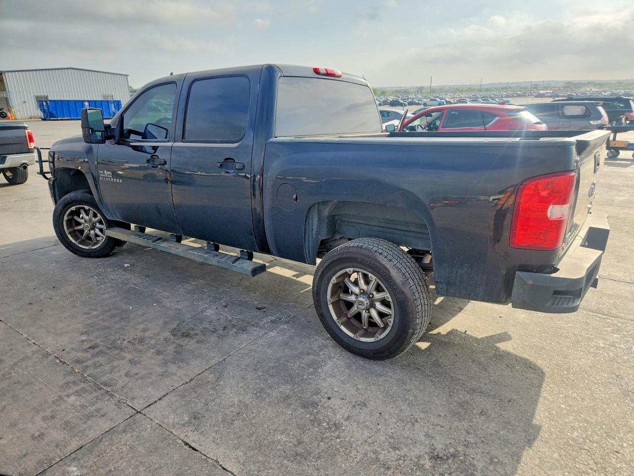 2011 CHEVROLET SILVERADO