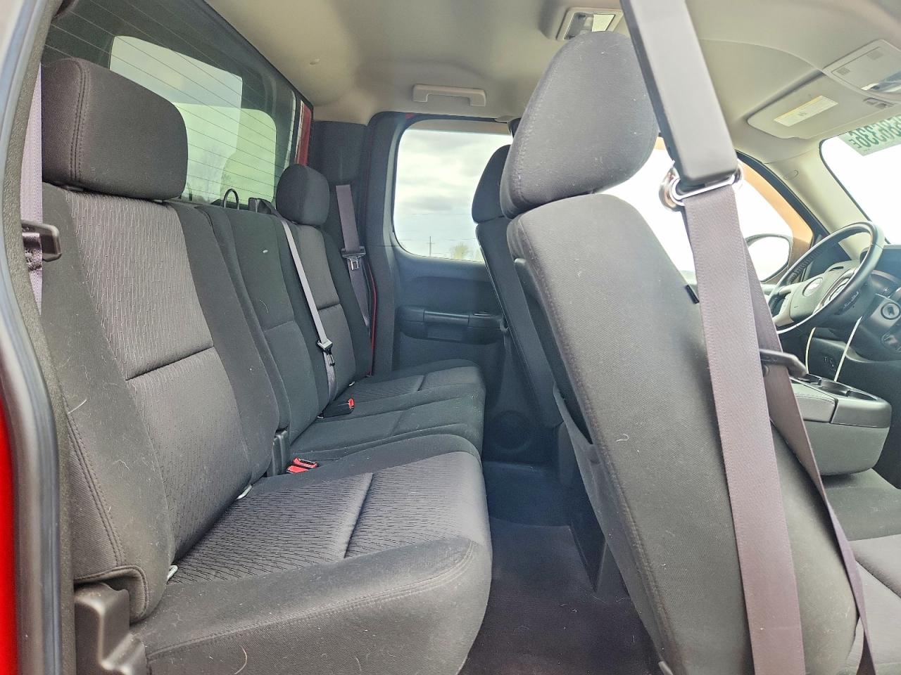 2011 CHEVROLET SILVERADO