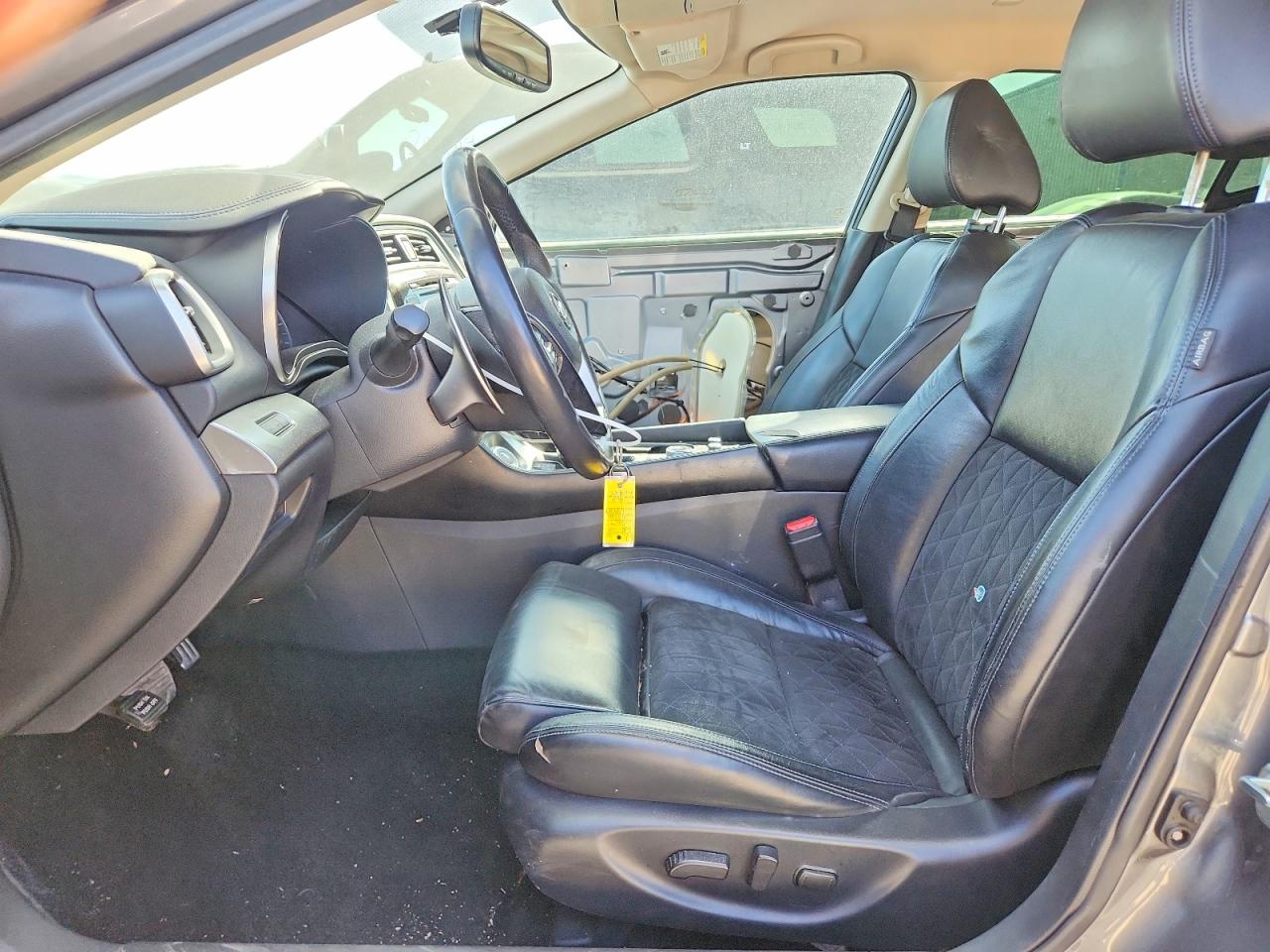 2017 NISSAN MAXIMA