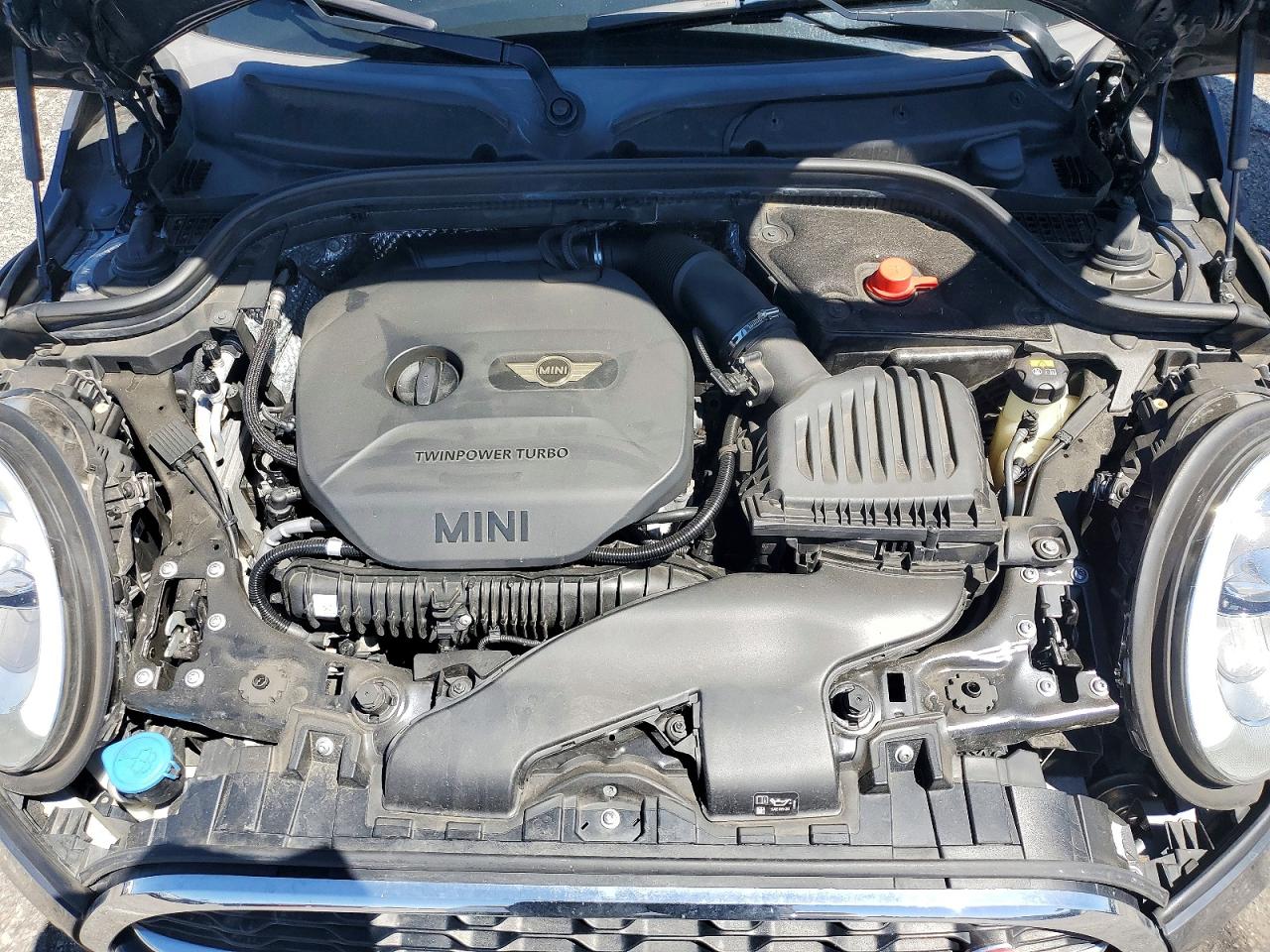 2016 MINI COOPER