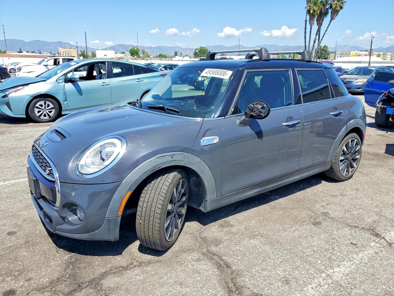 2016 MINI COOPER