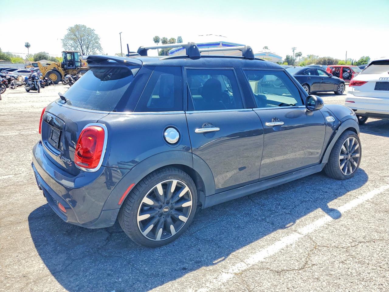 2016 MINI COOPER