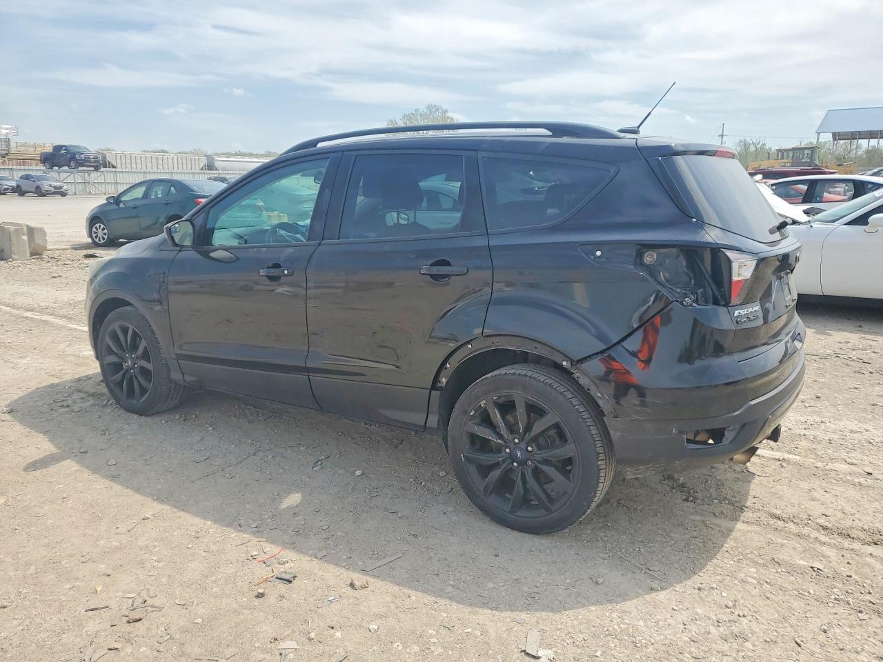 2017 FORD ESCAPE