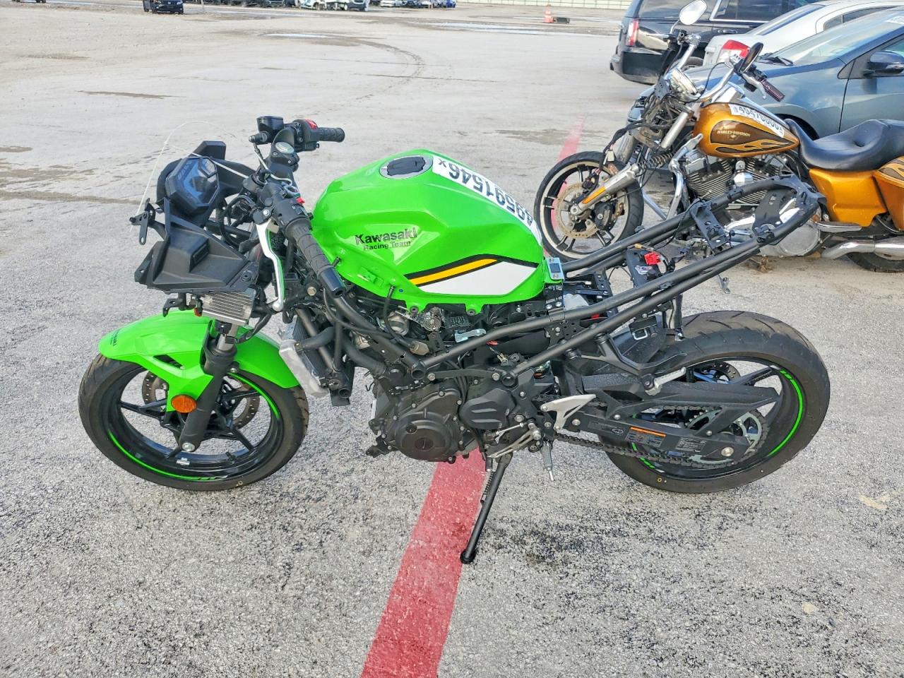 2025 KAWASAKI EX