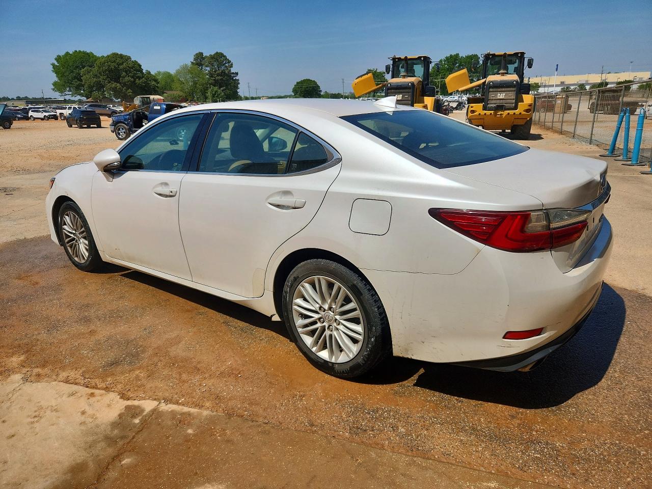 2016 LEXUS ES350