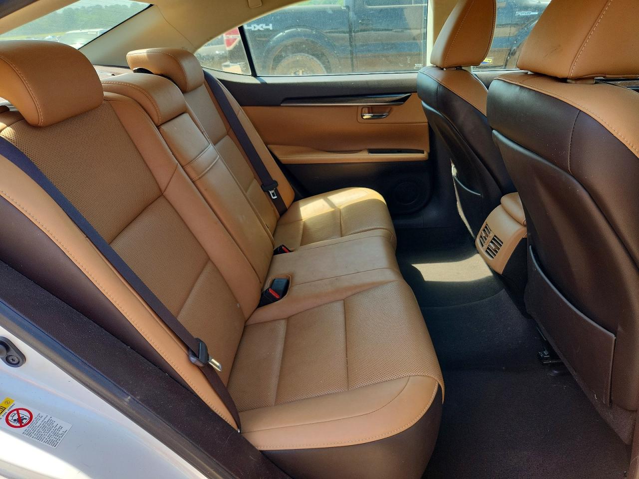2016 LEXUS ES350