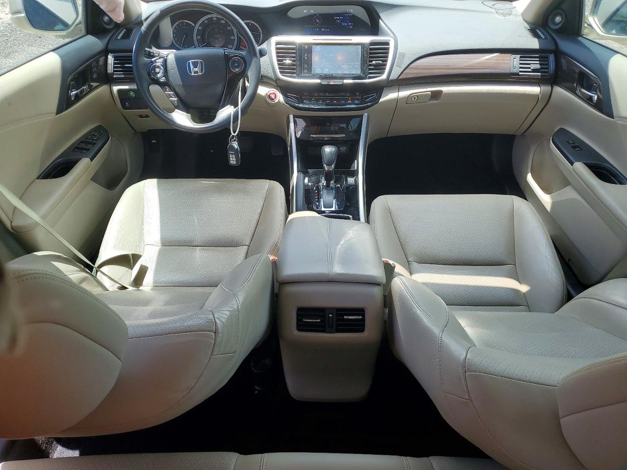 2017 HONDA ACCORD