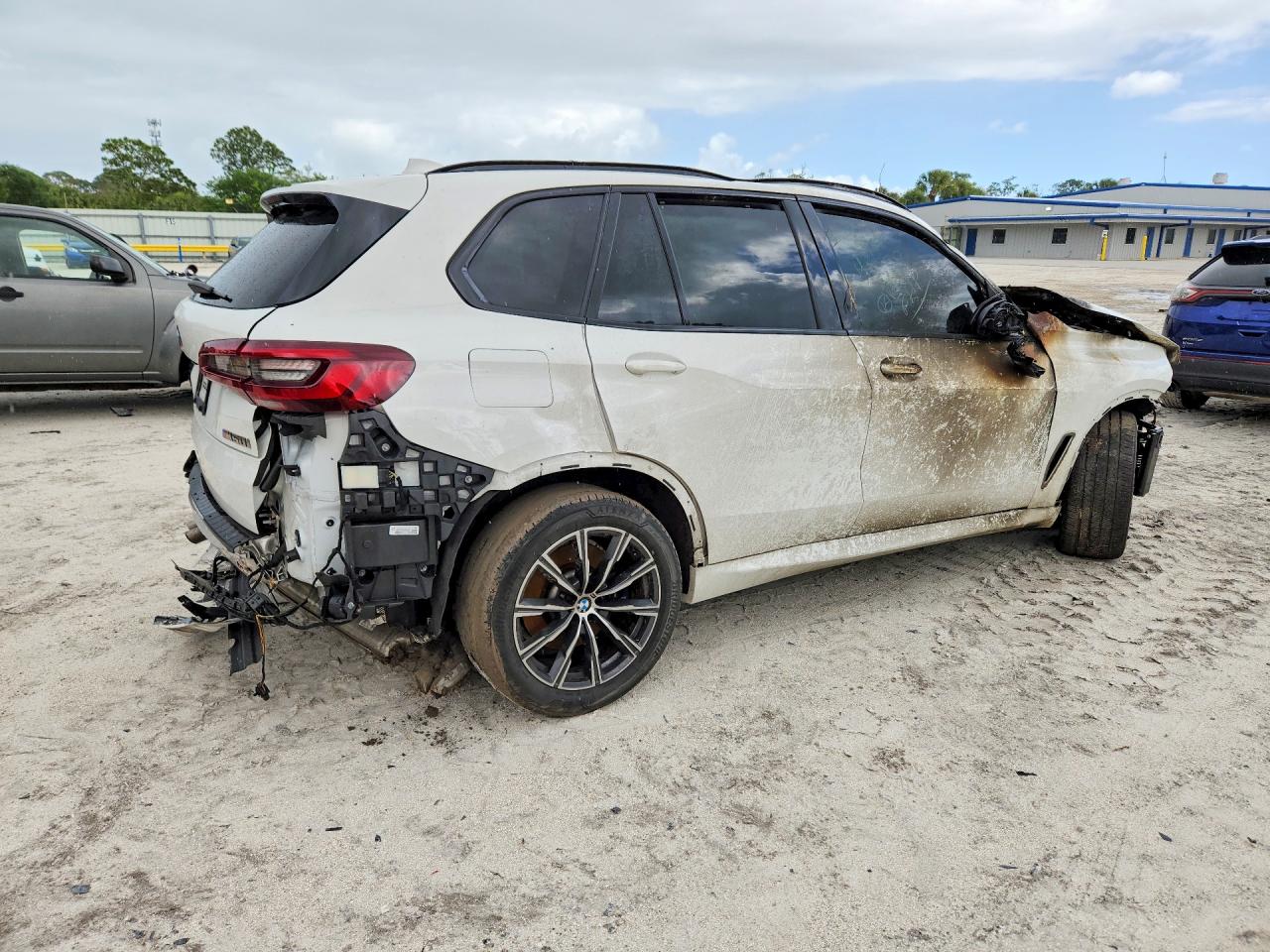 2022 BMW X5