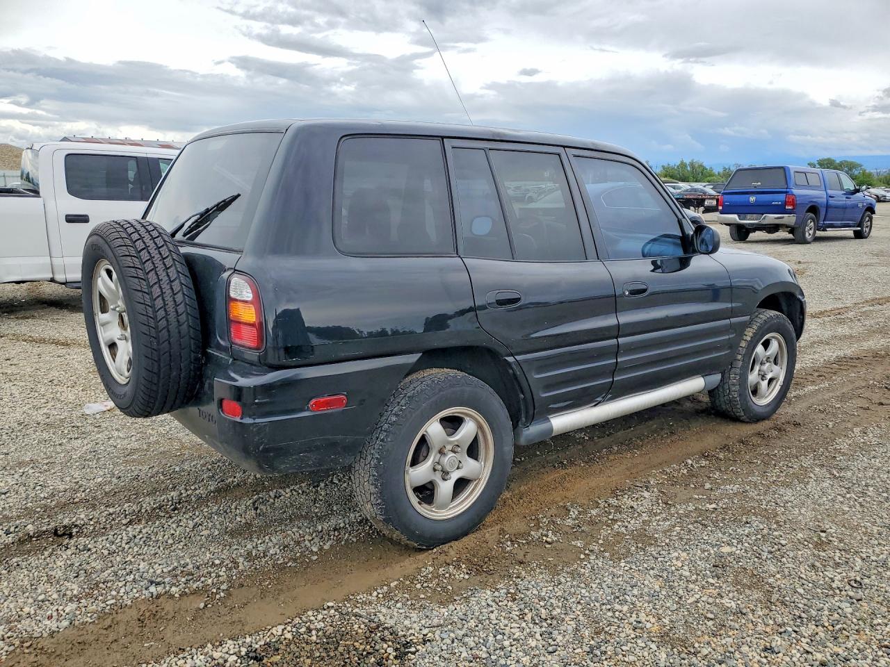 1999 TOYOTA RAV4