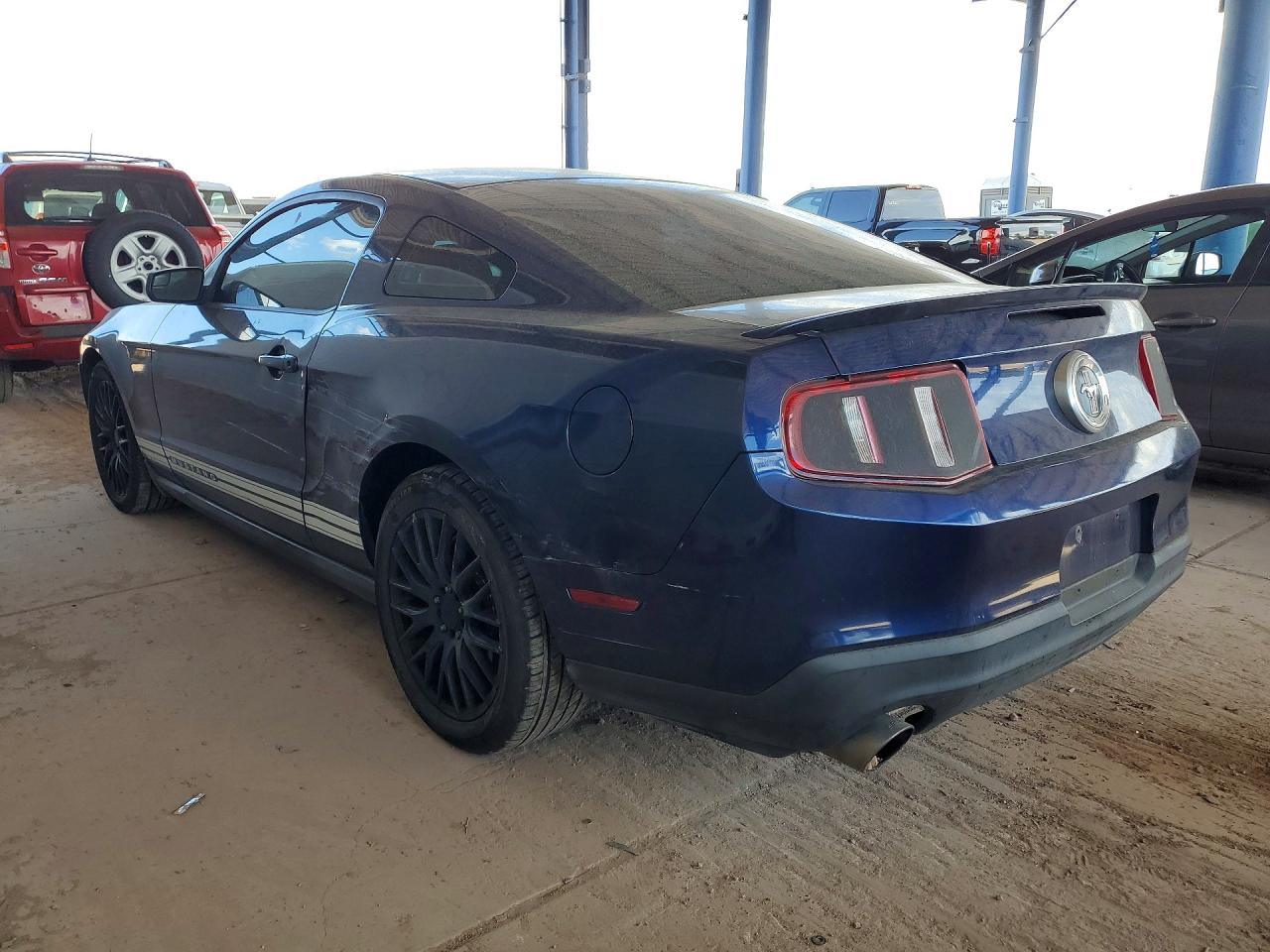 2011 FORD MUSTANG