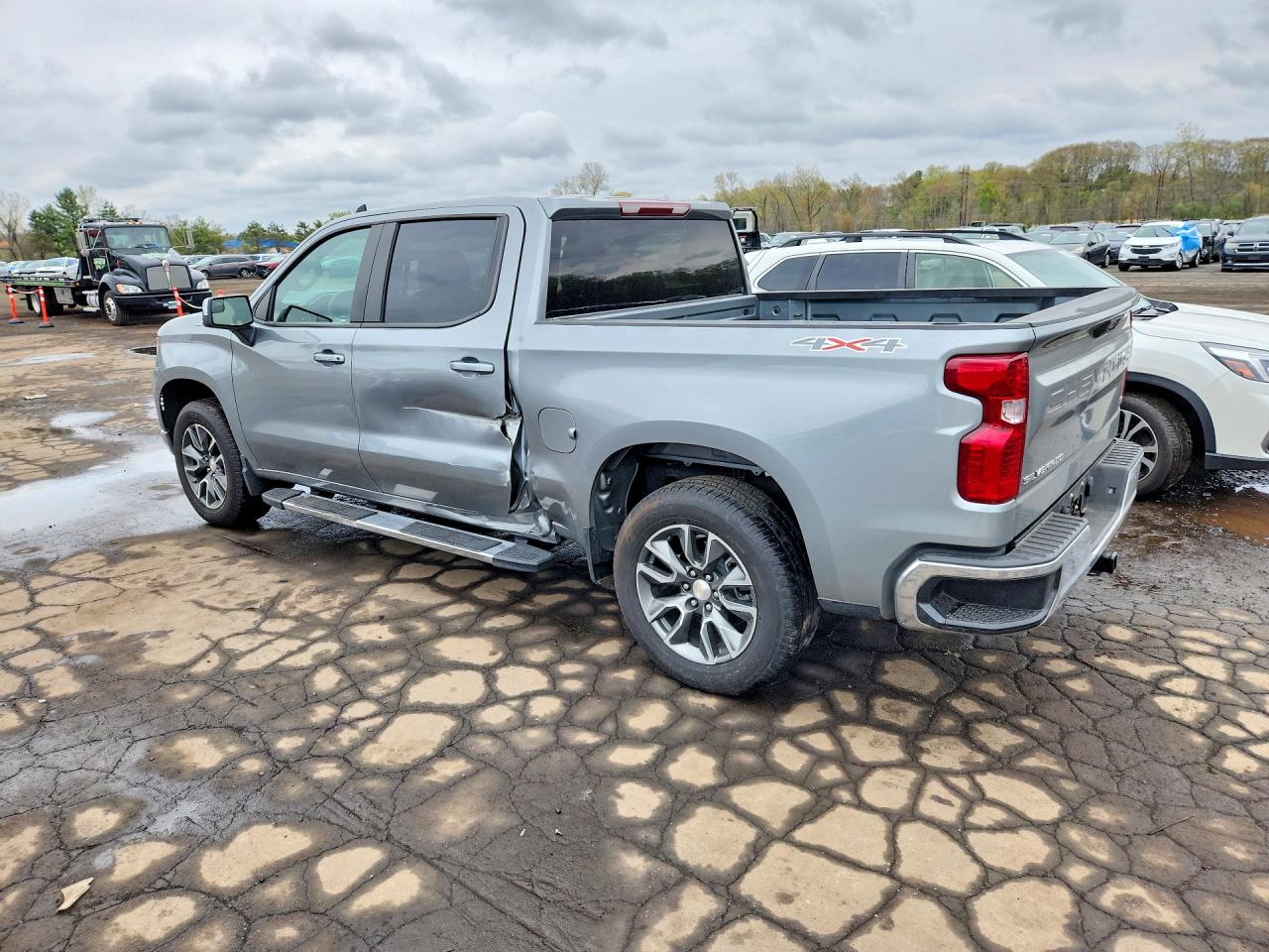 2024 CHEVROLET SILVERADO