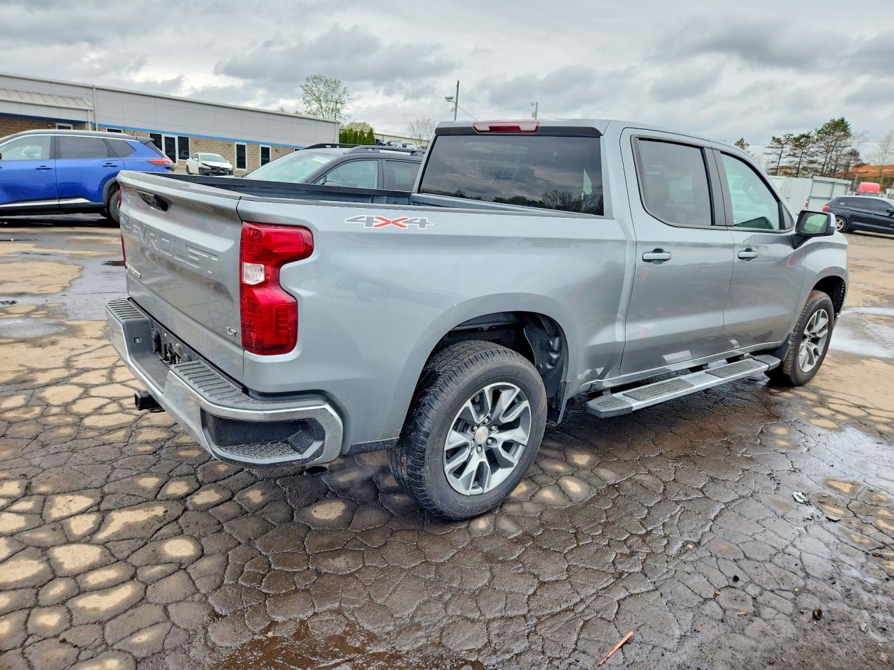 2024 CHEVROLET SILVERADO