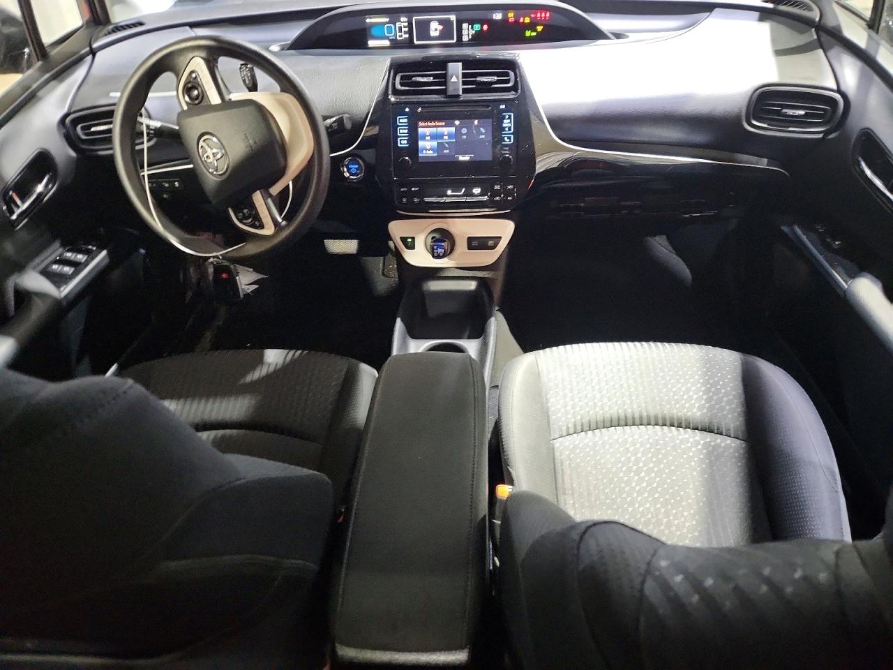 2018 TOYOTA PRIUS