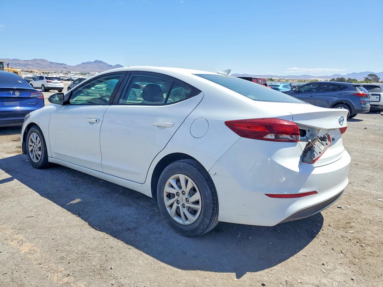 2017 HYUNDAI ELANTRA
