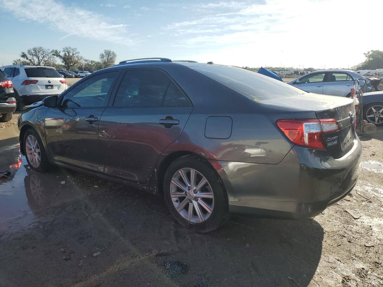 2014 TOYOTA CAMRY