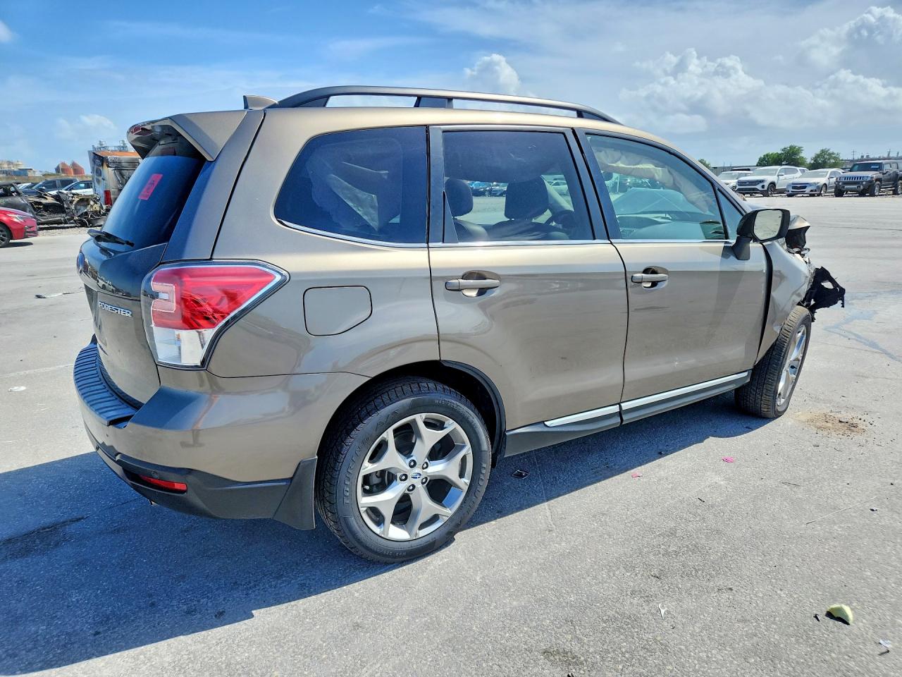 2018 SUBARU FORESTER
