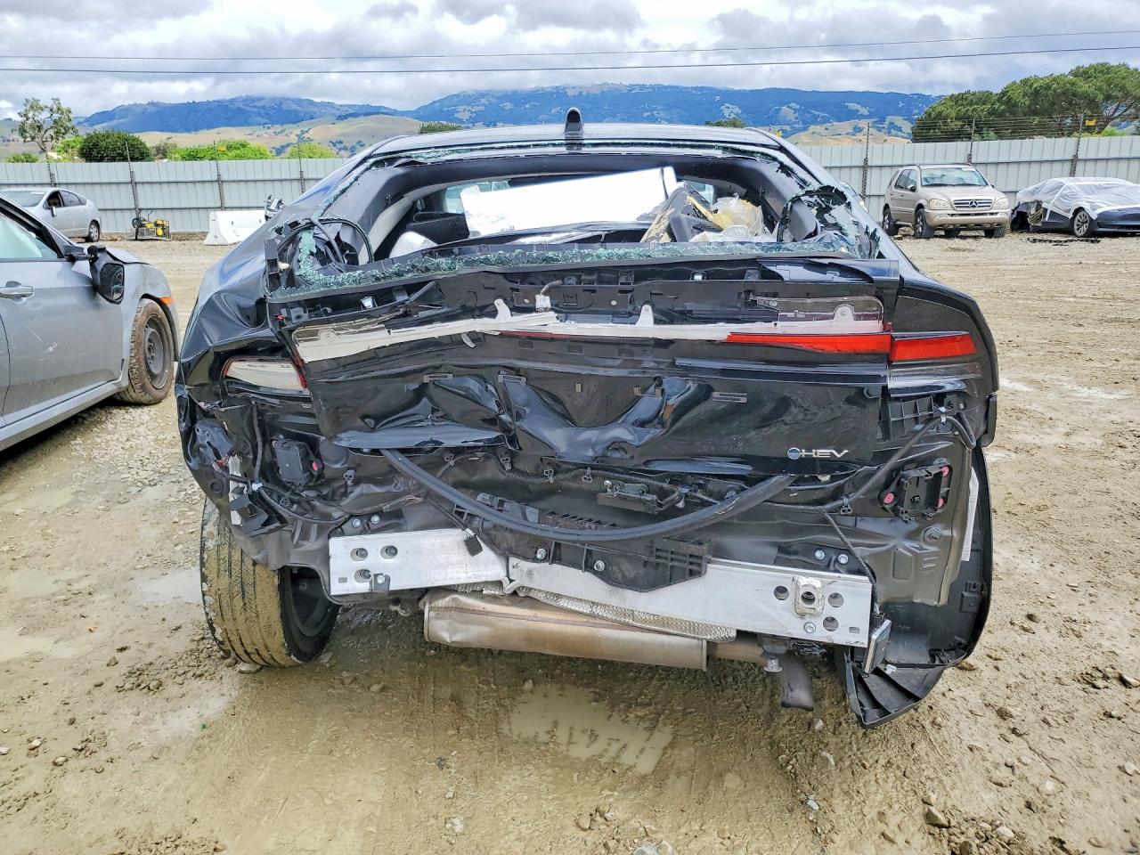 2024 TOYOTA PRIUS