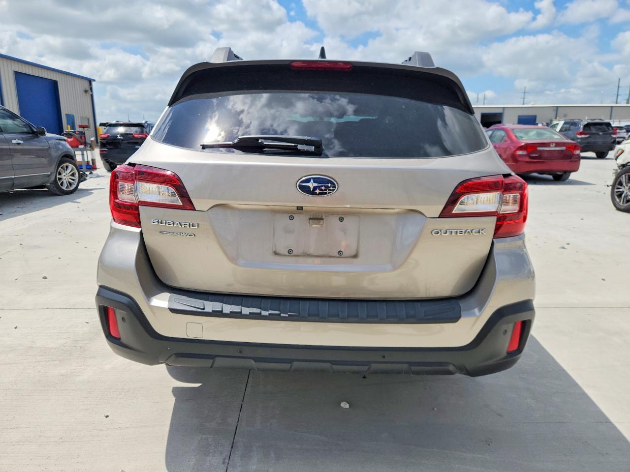2019 SUBARU OUTBACK